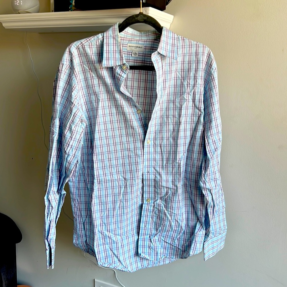 Banana Republic button bien men’s